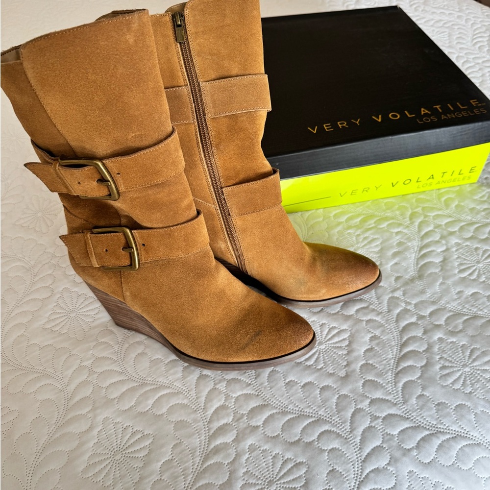 Very Volatile Women's Brown Heeled Boots